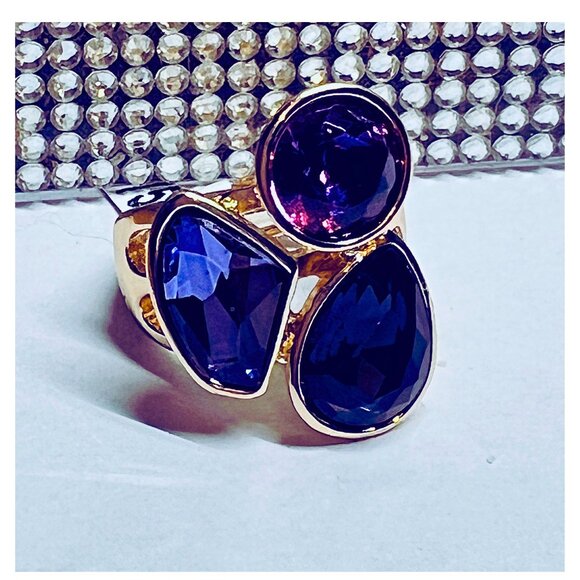 NEW Beautiful Bling Amethyst Crystal Gold Dipped Stretch Band Cocktail Ring - Picture 1 of 5